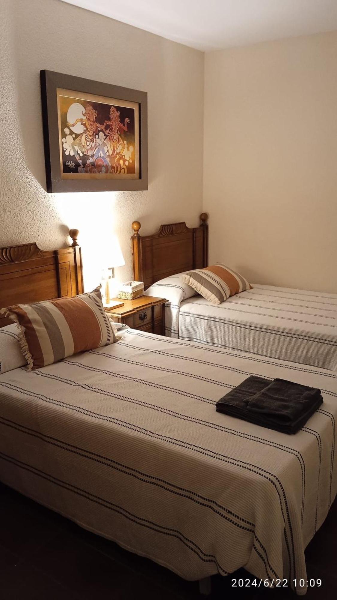 Acogedor Y Amplio Apartamento Familiar A Pie De Playa كالافيل المظهر الخارجي الصورة