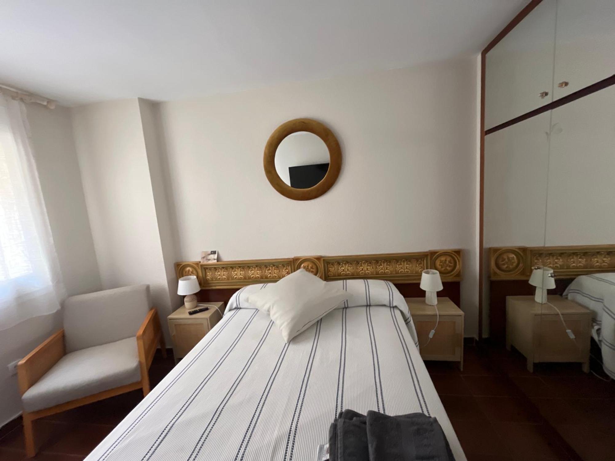 Acogedor Y Amplio Apartamento Familiar A Pie De Playa كالافيل المظهر الخارجي الصورة
